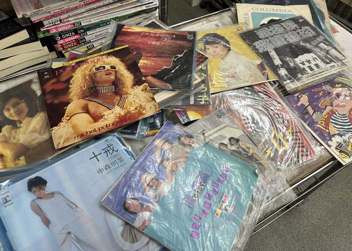 龍ケ崎のお店にお品物をお持ち込みいただき、アナログレコードを店頭買取いたしました