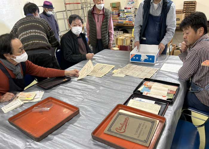 12月も沢山の人が参加した茨城古書組合の市場