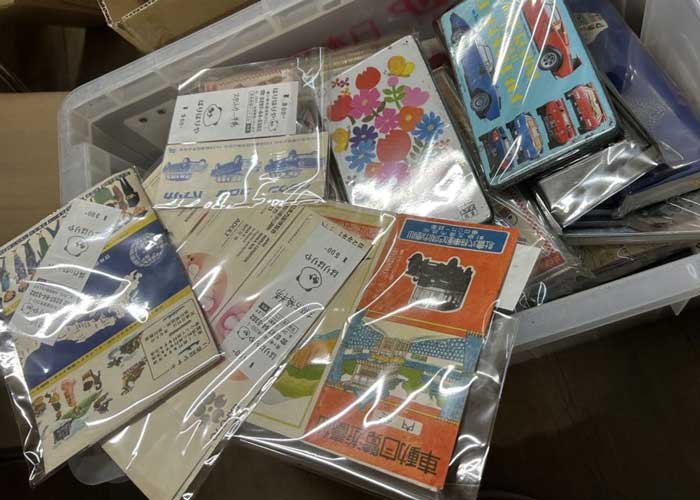 年明けまで続く催事参加に向けて、出品商品作りをしています！　しかし…