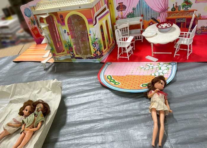 これぞ「本物の昭和」「ガチレトロ」な着せ替え人形を仕入れることができました！